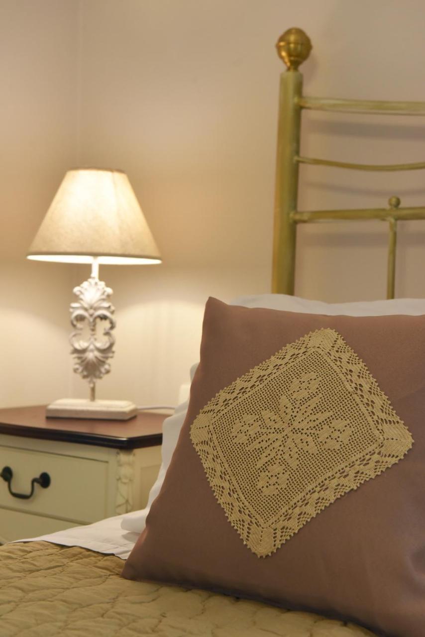 Oisyra Hotel Ermoupoli Luaran gambar