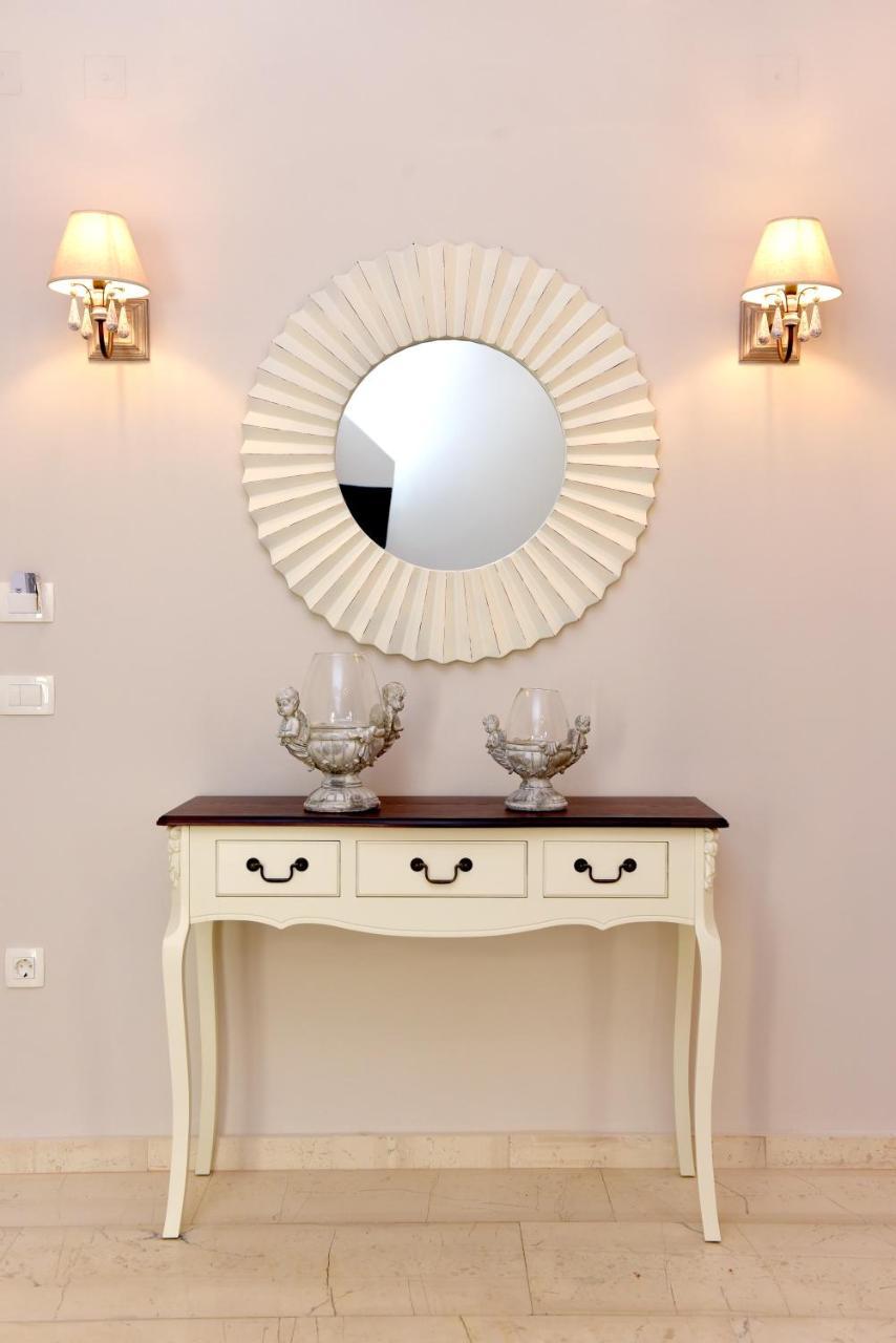 Oisyra Hotel Ermoupoli Luaran gambar