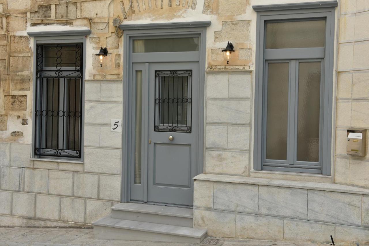 Oisyra Hotel Ermoupoli Luaran gambar